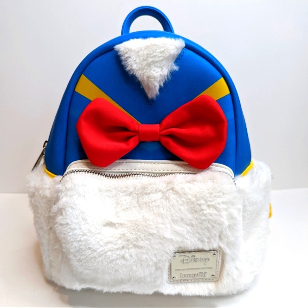 New with Tags!! Loungefly Disney Donald Duck Mini Backpack!!